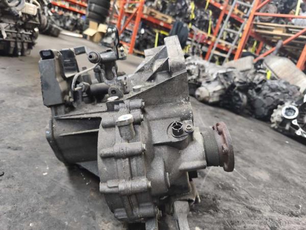 BOITE DE VITESSE MANUEL VW / SEAT / SKODA 1.2 CC - Vue 3